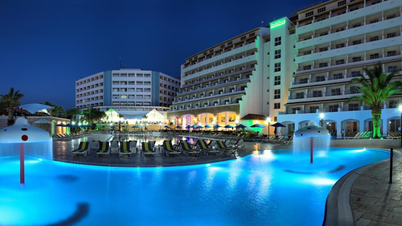 Batihan Beach Resort & Spa Kusadasi Exterior foto