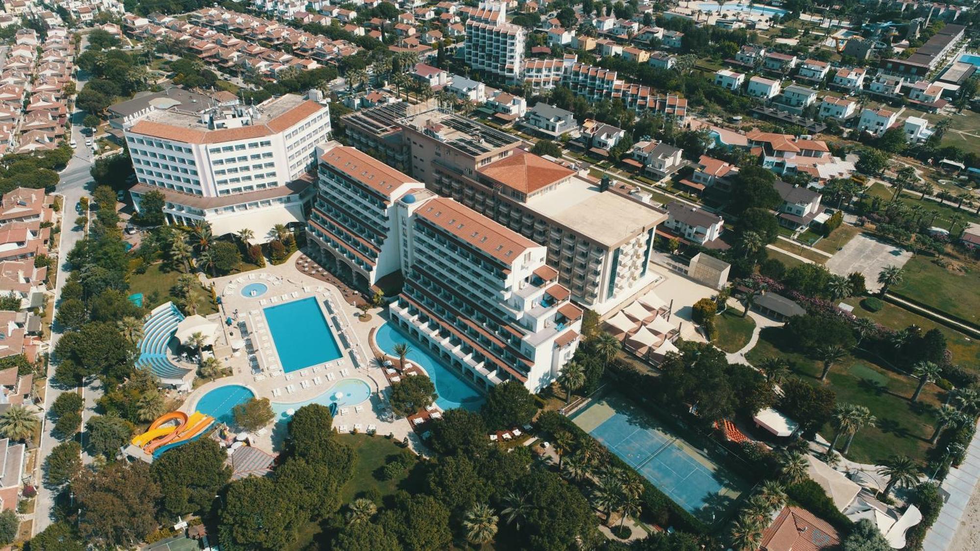 Batihan Beach Resort & Spa Kusadasi Exterior foto