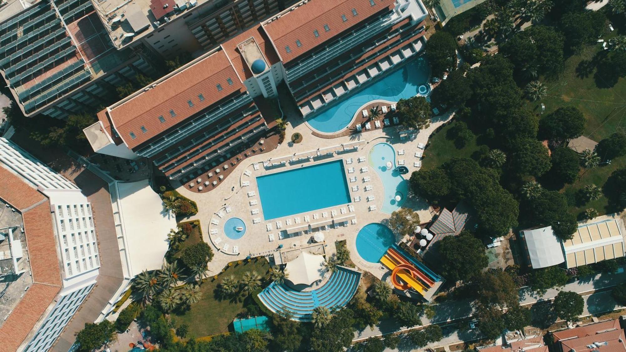 Batihan Beach Resort & Spa Kusadasi Exterior foto