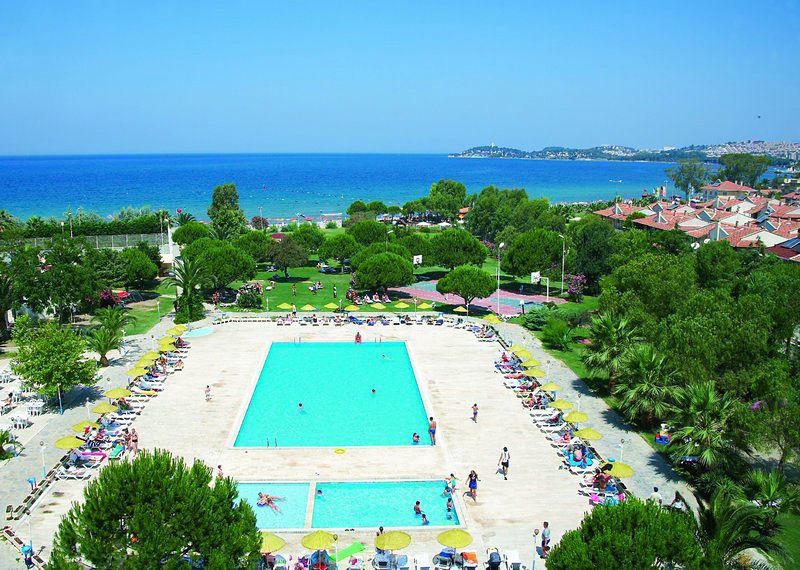 Batihan Beach Resort & Spa Kusadasi Exterior foto